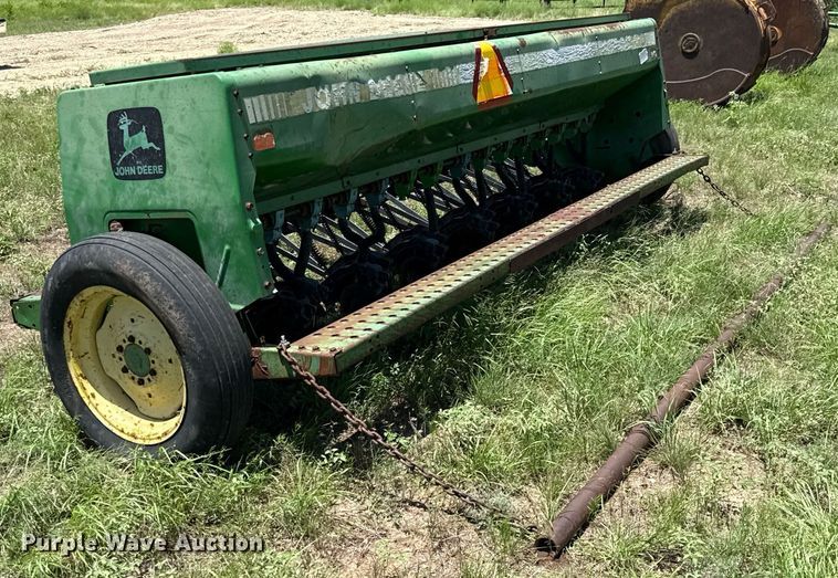 image for item DX5649 John Deere 450 grain drill