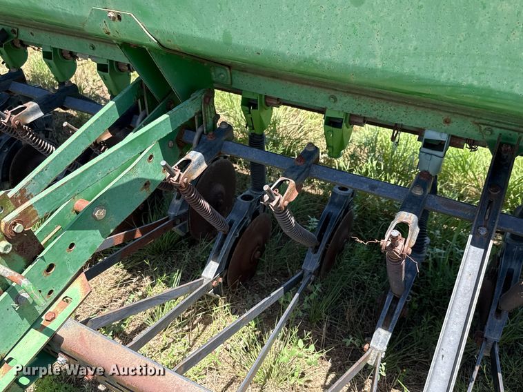 image for item DX5649 John Deere 450 grain drill