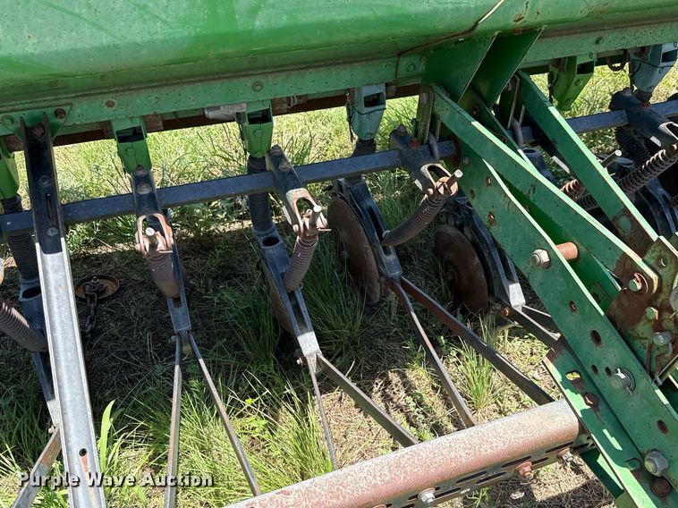 image for item DX5649 John Deere 450 grain drill