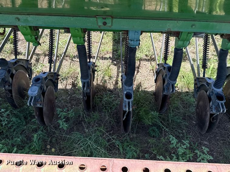 image for item DX5649 John Deere 450 grain drill