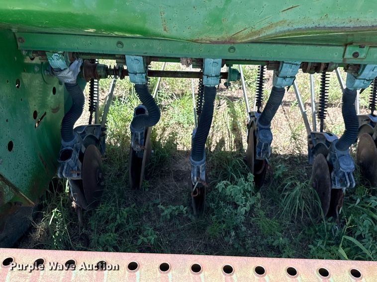 image for item DX5649 John Deere 450 grain drill