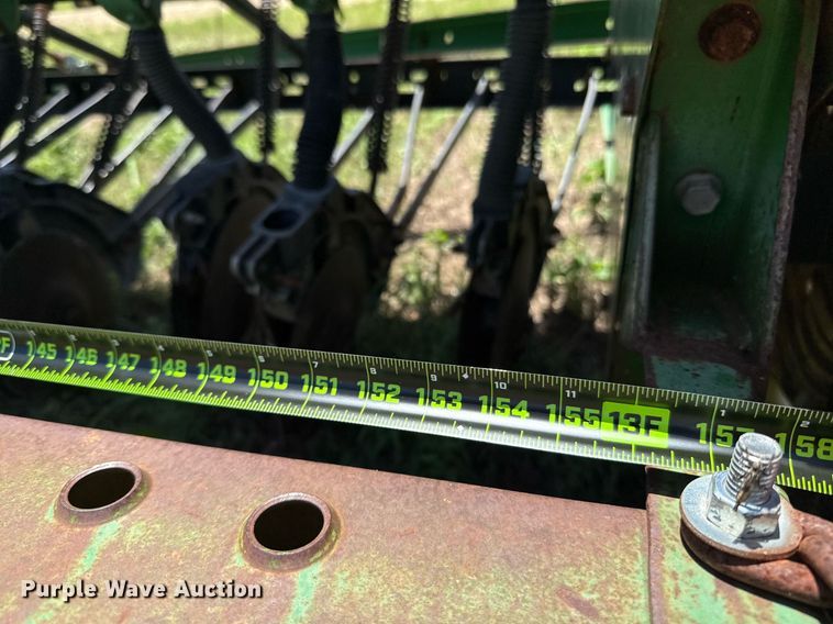 image for item DX5649 John Deere 450 grain drill
