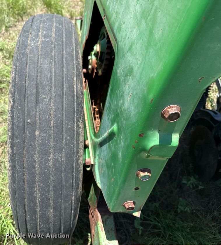 image for item DX5649 John Deere 450 grain drill