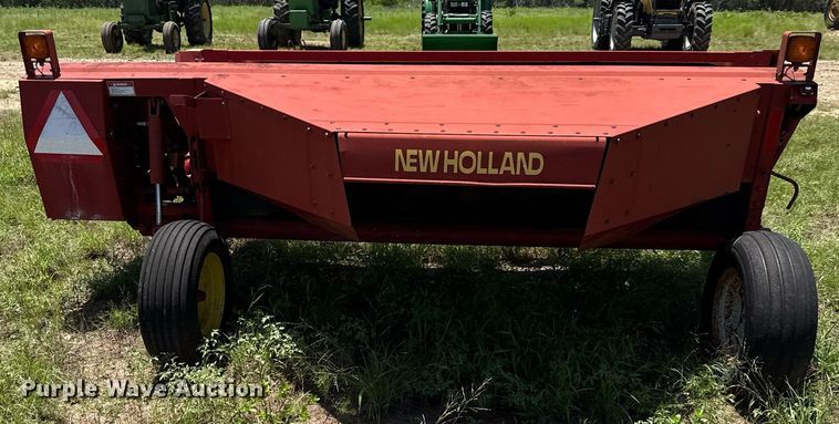 image for item DX5650 New Holland 1465 swather / windrower