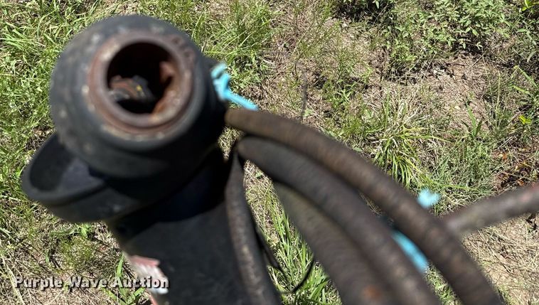 image for item DX5650 New Holland 1465 swather / windrower