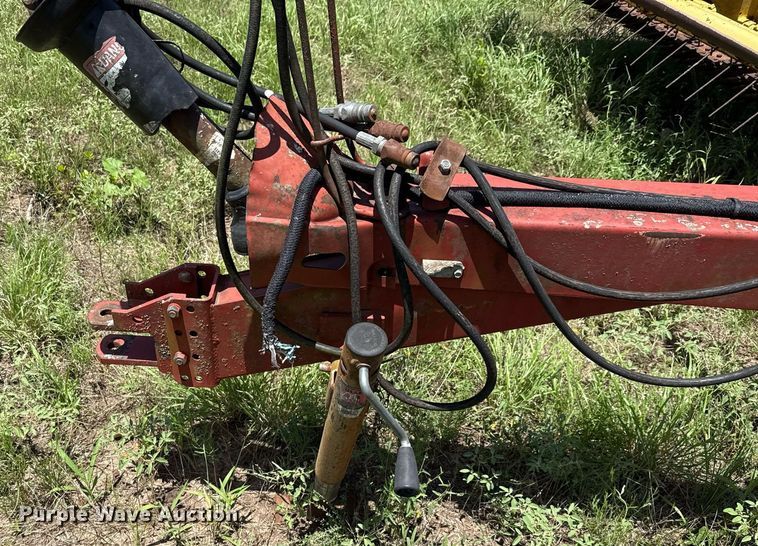 image for item DX5650 New Holland 1465 swather / windrower