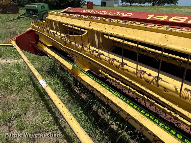 image for item DX5650 New Holland 1465 swather / windrower