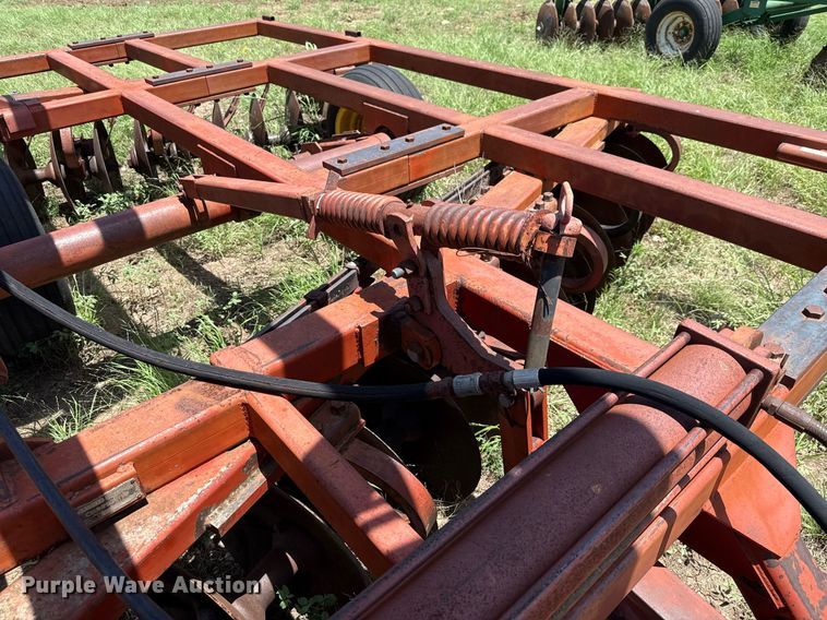 image for item DX5651 Sunflower 1320-18 off-set disk