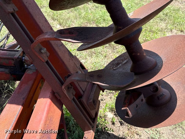 image for item DX5651 Sunflower 1320-18 off-set disk