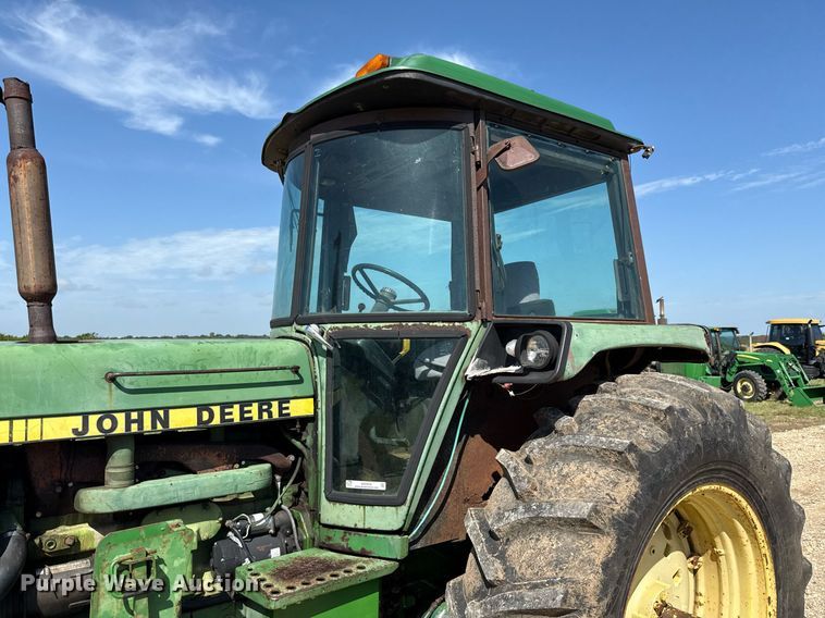 image for item DX5656 John Deere 4240  tractor