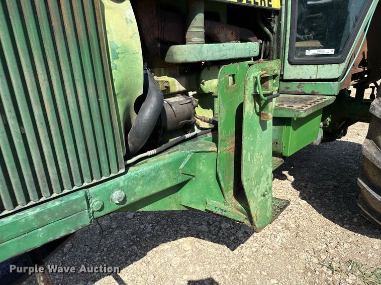 image for item DX5656 John Deere 4240  tractor