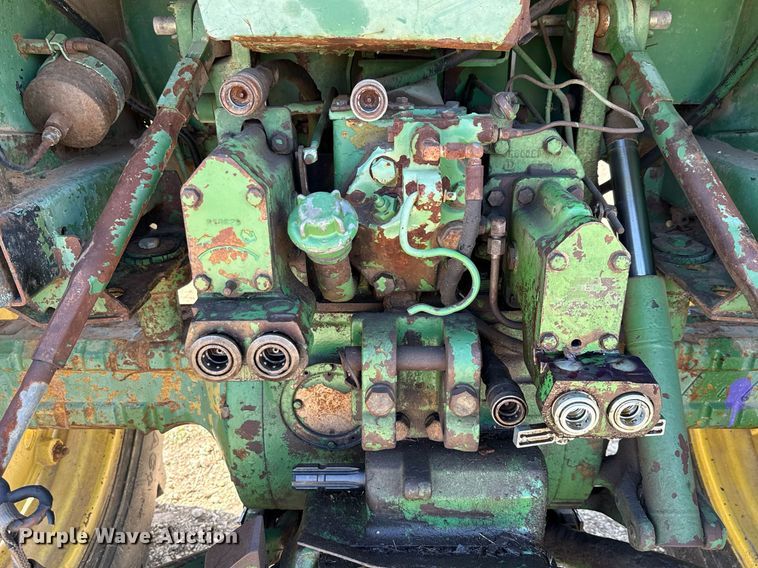 image for item DX5656 John Deere 4240  tractor