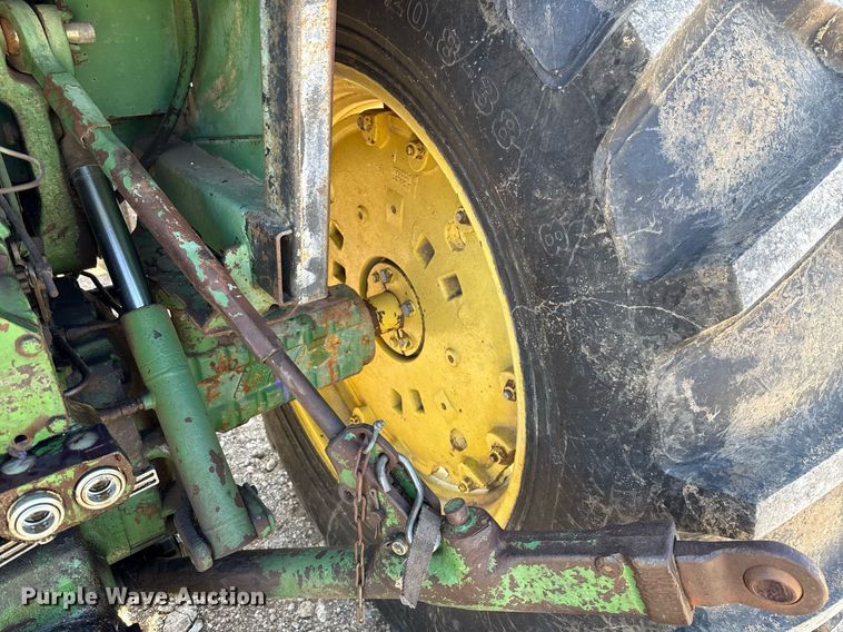 image for item DX5656 John Deere 4240  tractor