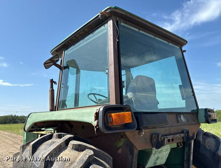 image for item DX5656 John Deere 4240  tractor