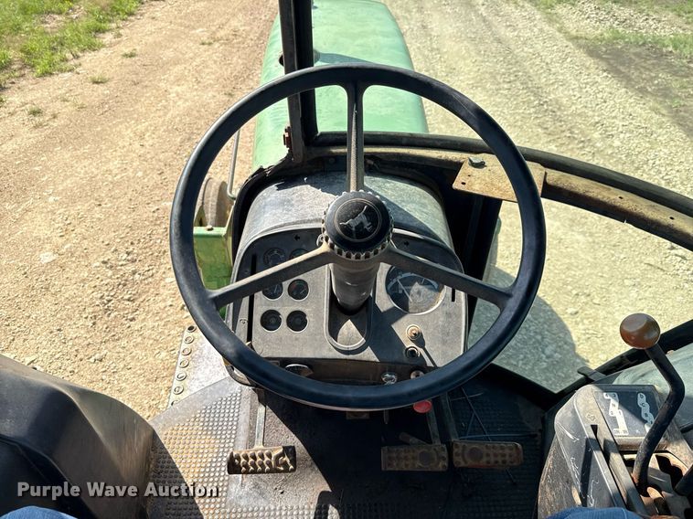 image for item DX5656 John Deere 4240  tractor