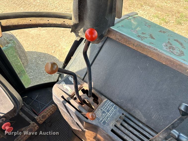 image for item DX5656 John Deere 4240  tractor