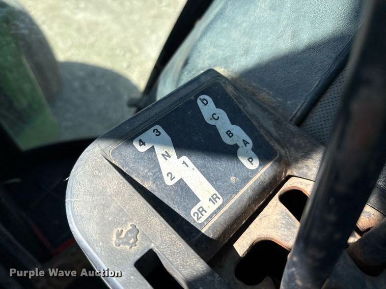 image for item DX5656 John Deere 4240  tractor