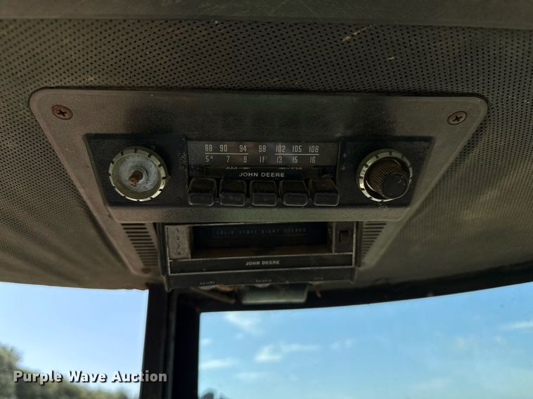 image for item DX5656 John Deere 4240  tractor