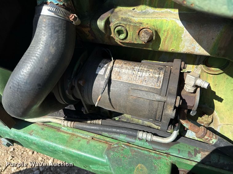 image for item DX5656 John Deere 4240  tractor