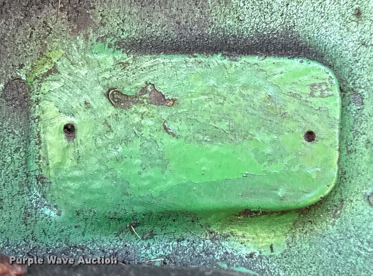 image for item DX5656 John Deere 4240  tractor