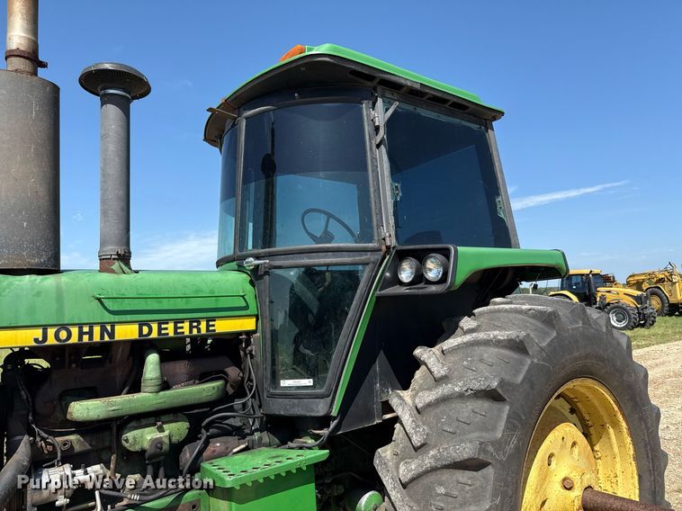 image for item DX5657 John Deere 4440H tractor