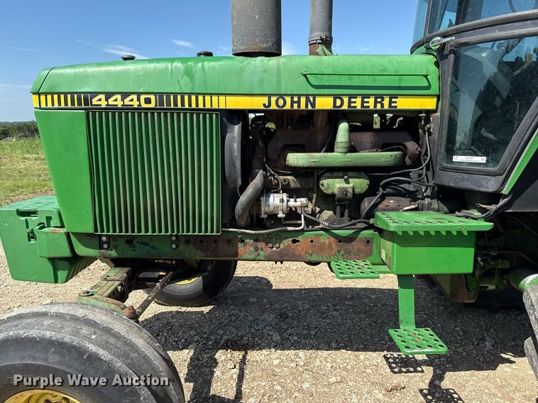 image for item DX5657 John Deere 4440H tractor