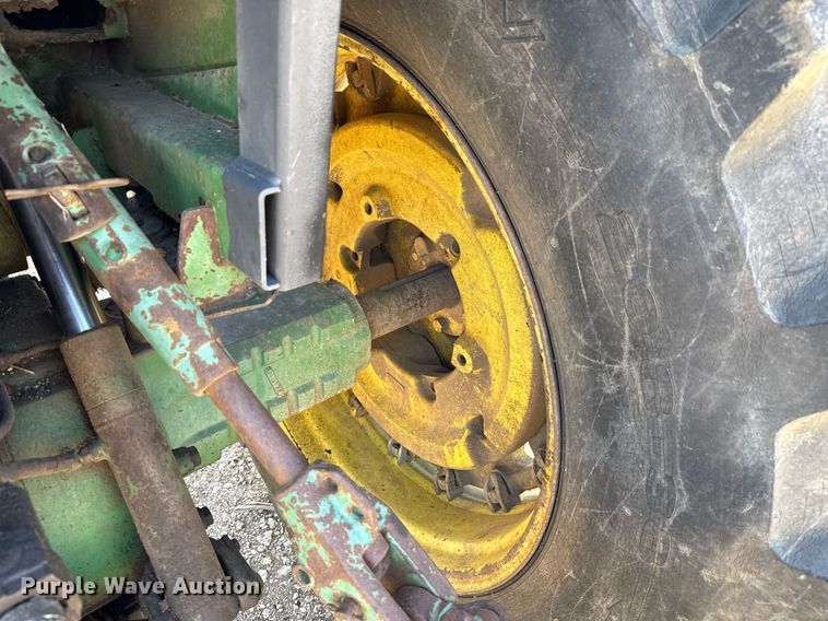 image for item DX5657 John Deere 4440H tractor