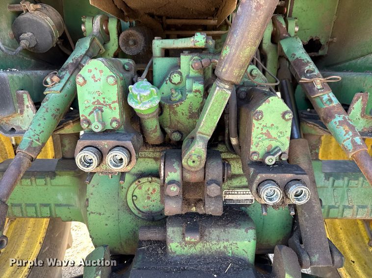 image for item DX5657 John Deere 4440H tractor