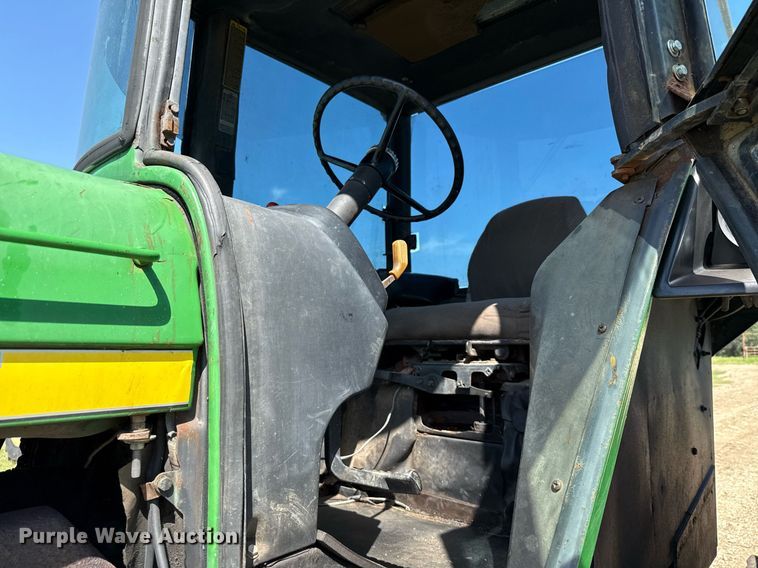 image for item DX5657 John Deere 4440H tractor