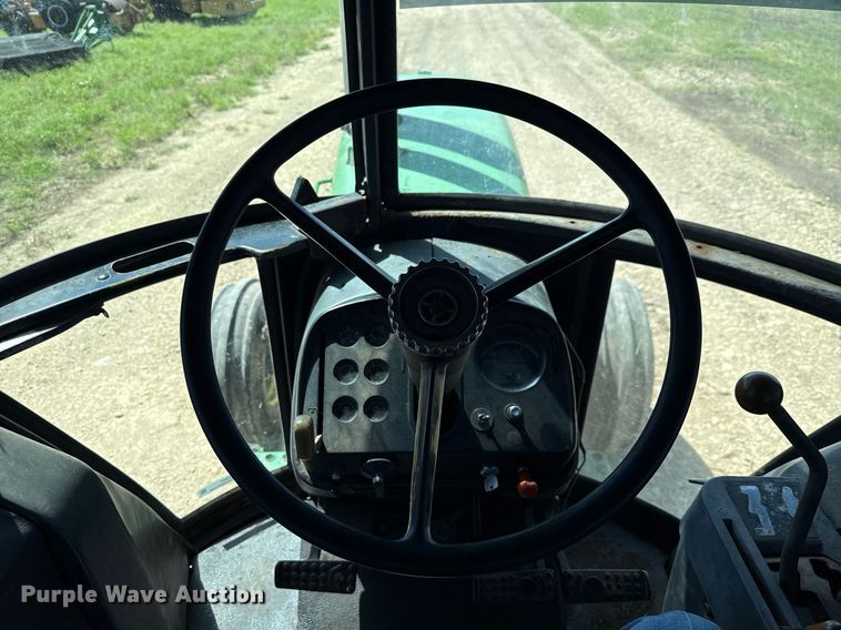 image for item DX5657 John Deere 4440H tractor