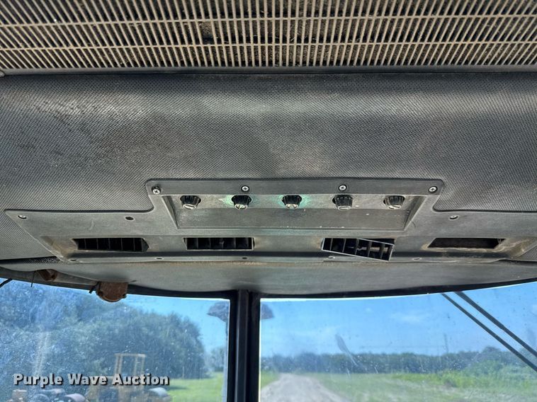 image for item DX5657 John Deere 4440H tractor