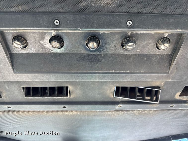 image for item DX5657 John Deere 4440H tractor