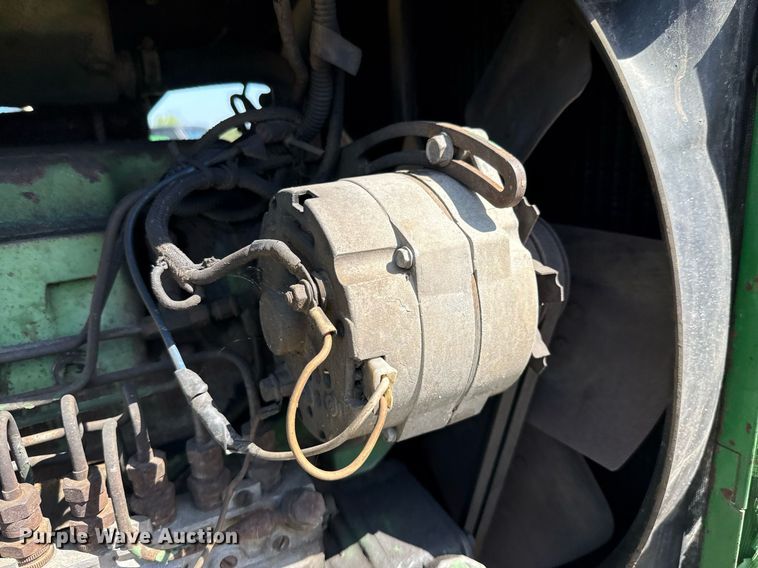 image for item DX5657 John Deere 4440H tractor