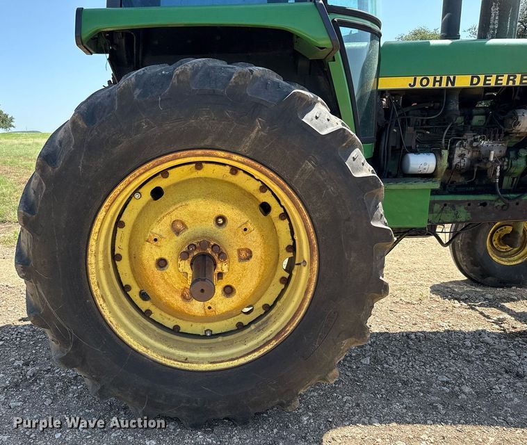 image for item DX5657 John Deere 4440H tractor