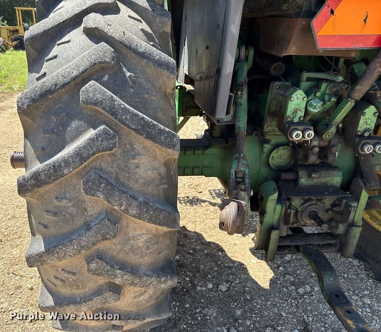 image for item DX5657 John Deere 4440H tractor