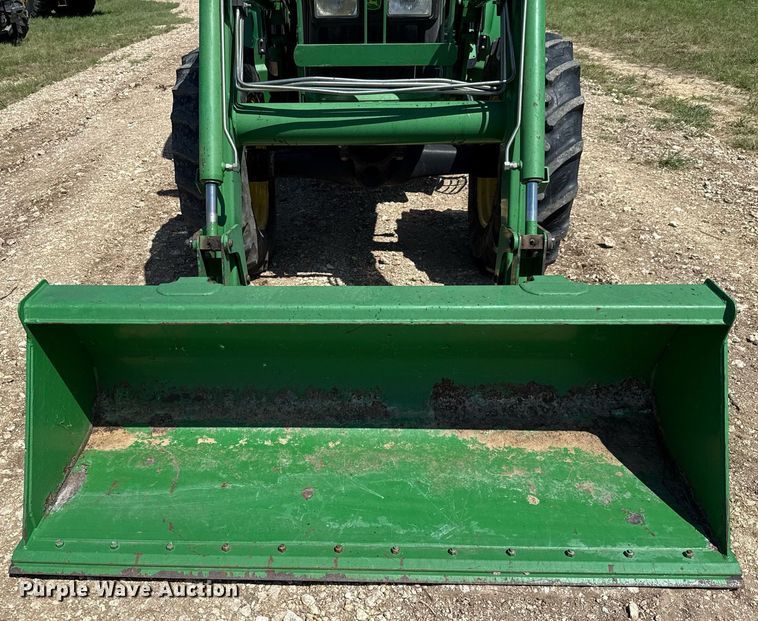 image for item DX5658 2006 John Deere 5525 MFWD tractor