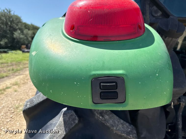 image for item DX5658 2006 John Deere 5525 MFWD tractor