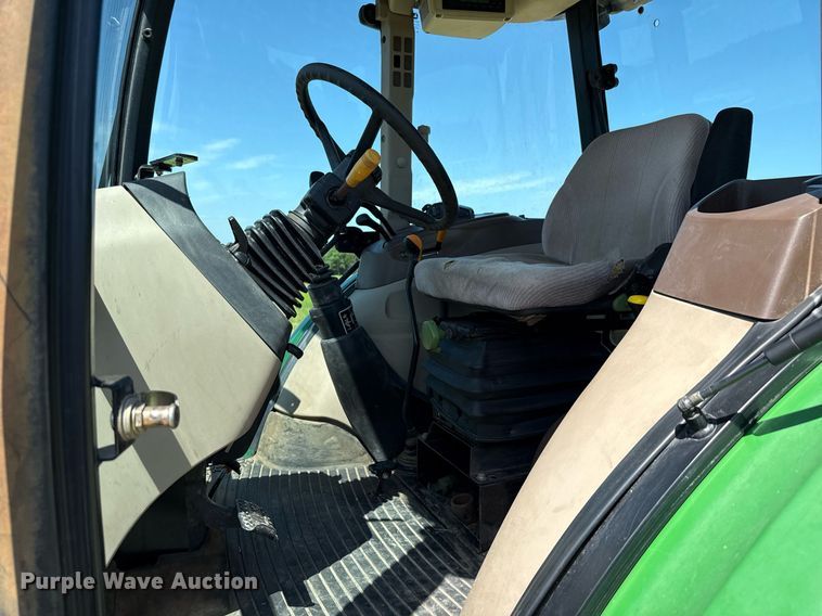 image for item DX5658 2006 John Deere 5525 MFWD tractor