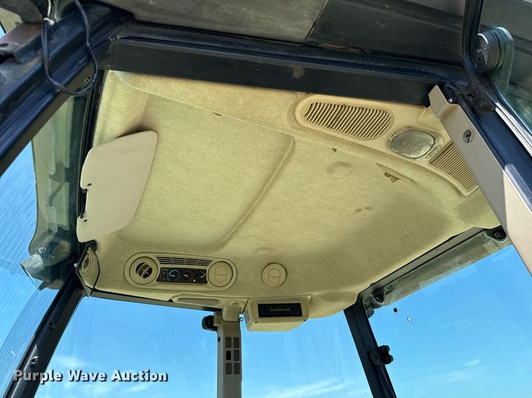 image for item DX5658 2006 John Deere 5525 MFWD tractor