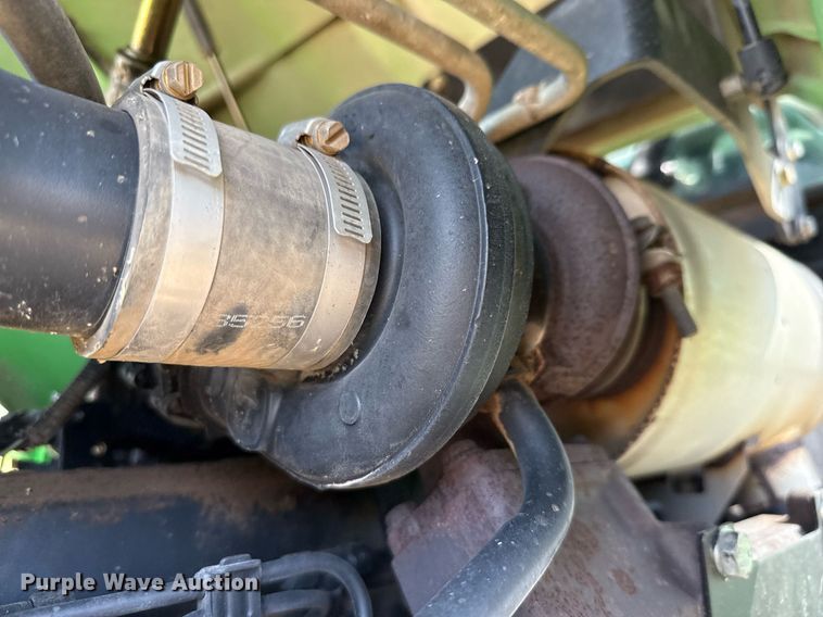 image for item DX5658 2006 John Deere 5525 MFWD tractor