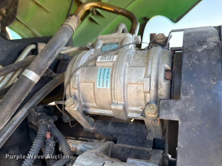 image for item DX5658 2006 John Deere 5525 MFWD tractor