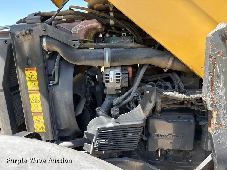 image for item DX5659 2014 Challenger MT545D MFWD tractor