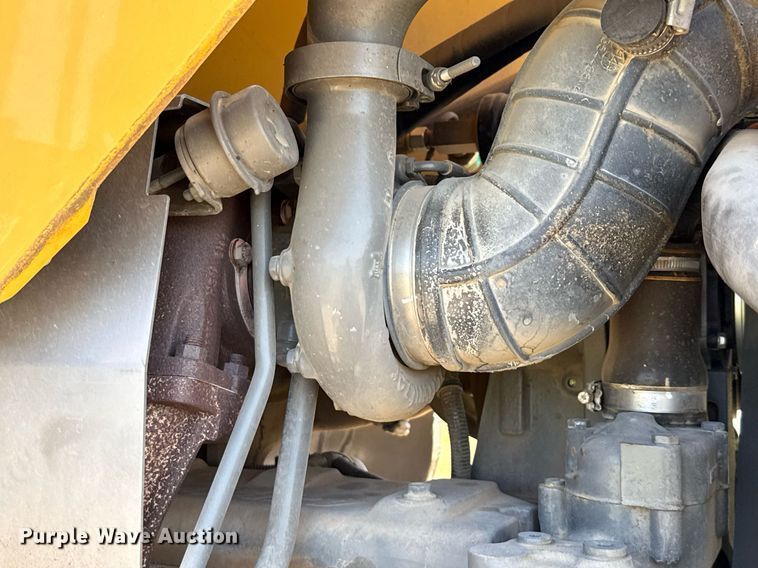 image for item DX5659 2014 Challenger MT545D MFWD tractor