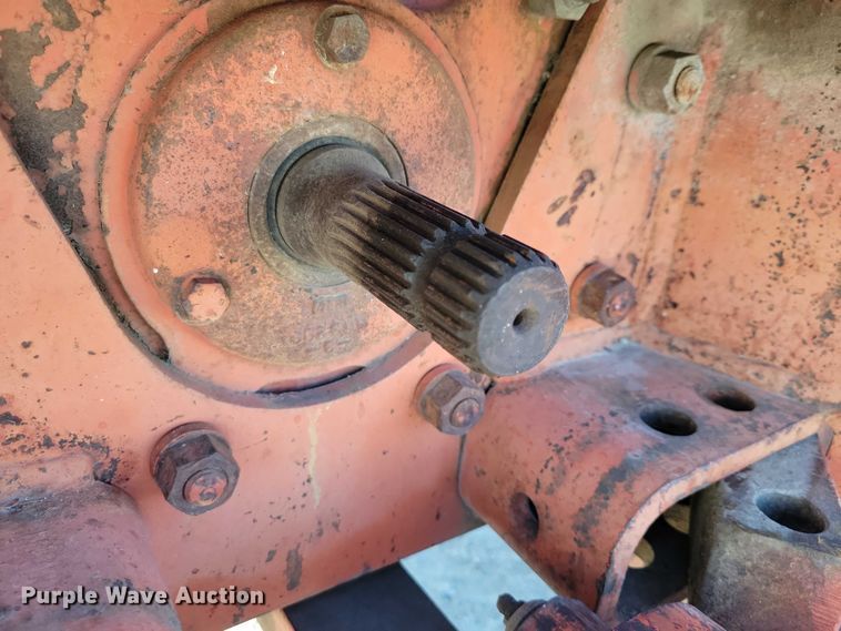 image for item DX7181 1973 Case 1370 tractor