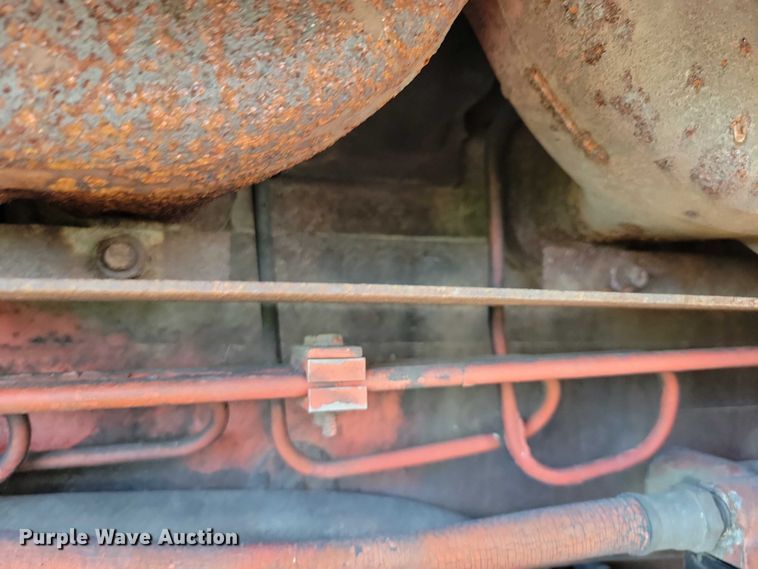 image for item DX7181 1973 Case 1370 tractor