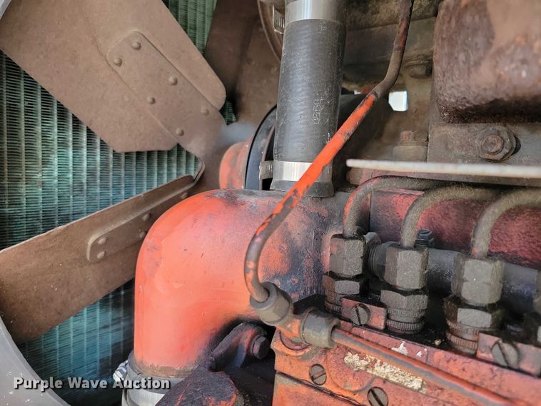 image for item DX7181 1973 Case 1370 tractor