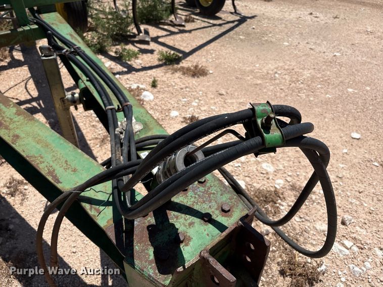 image for item DX8047 John Deere 610 field cultivator