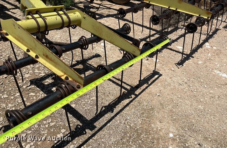 image for item DX8047 John Deere 610 field cultivator