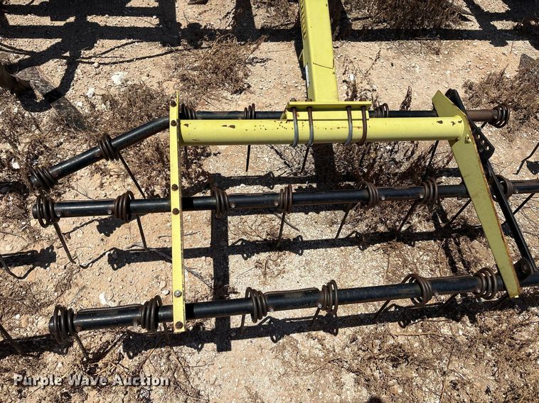 image for item DX8047 John Deere 610 field cultivator