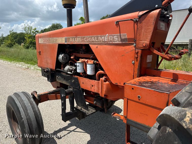 image for item DY0363 1974 Allis Chalmers 200 Tractor